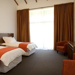 NearBy Hotel