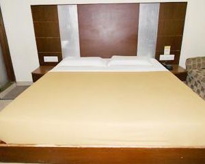 Hotel Abhiram Kistnapatam India