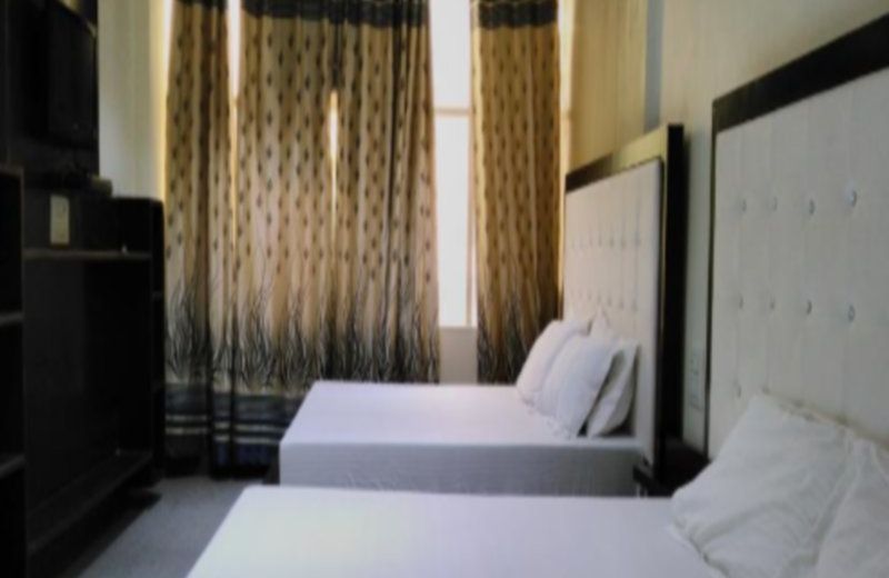 Hotel Platinum Plaza