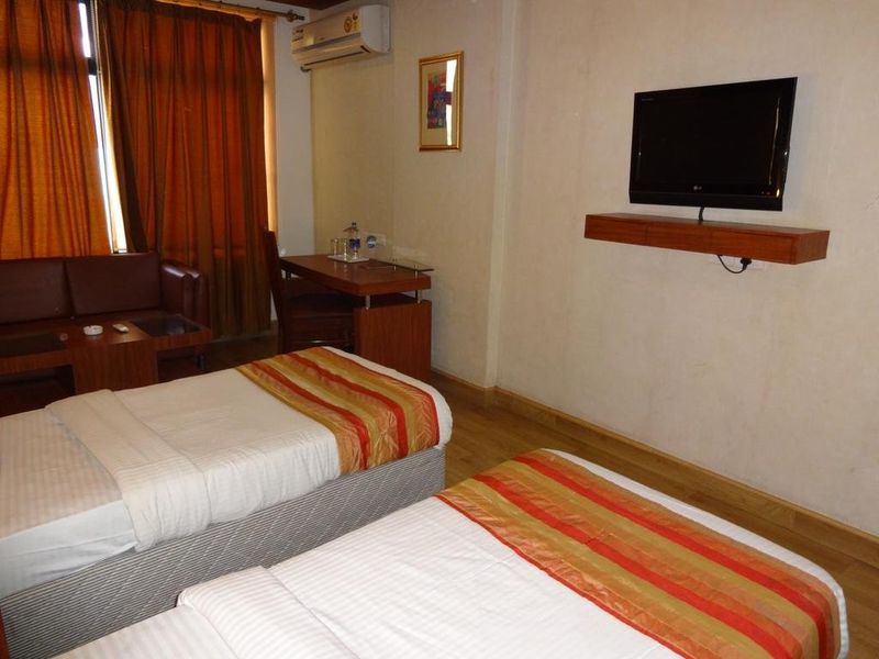 Hotel Photo 1