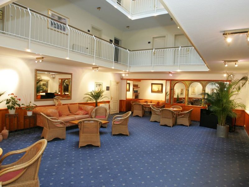 Hotel Photo 8