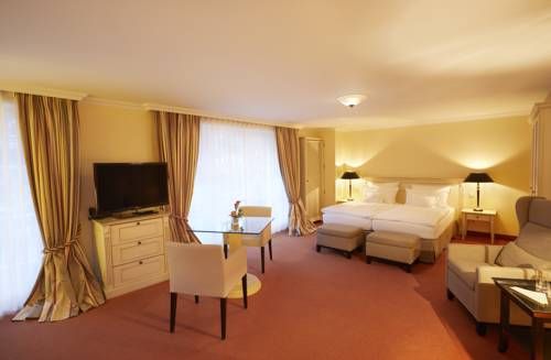 Hotel Photo 3