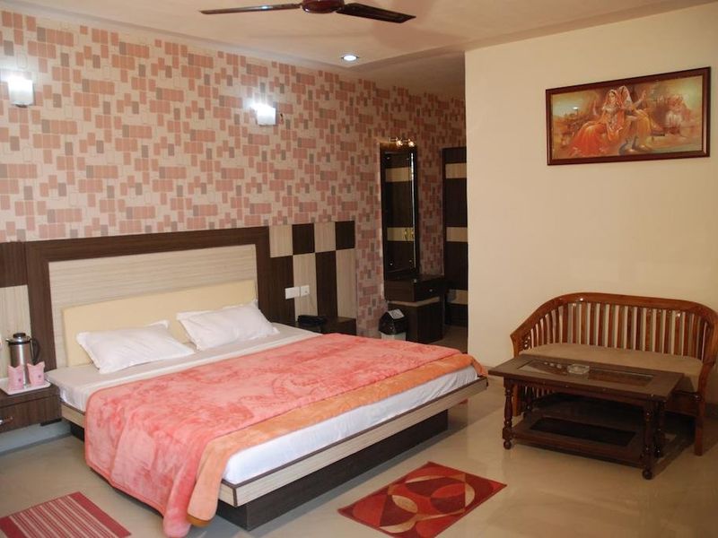 Hotel Photo 6