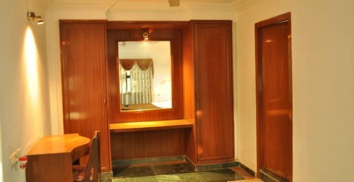 Hotel Photo 11