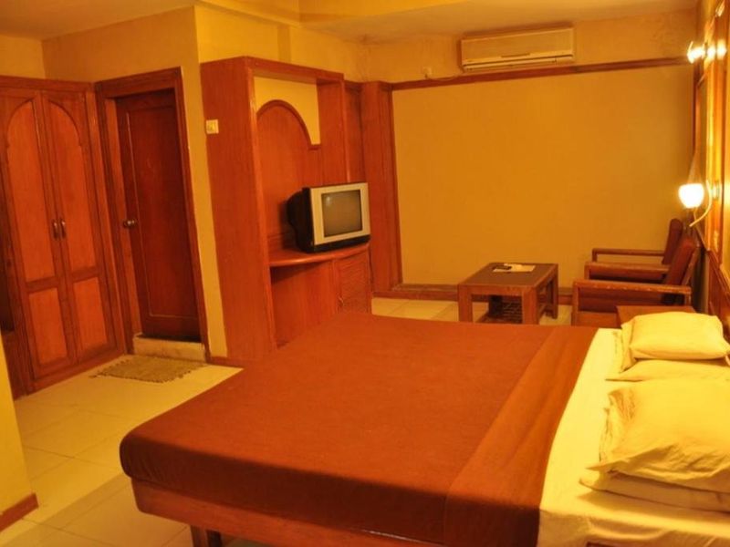 Hotel Photo 12