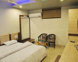 Hotel Ambrosia Hansari Gird India
