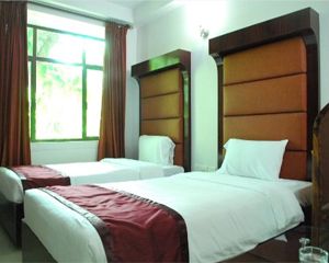 Hotel Monarch Aachal Bagdogra India