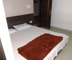 OYO 10588 Hotel Golden Square Gwalior India