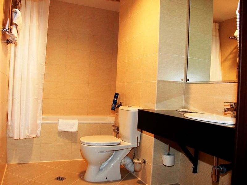 Hotel Photo 12