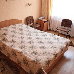 NearBy Hotel