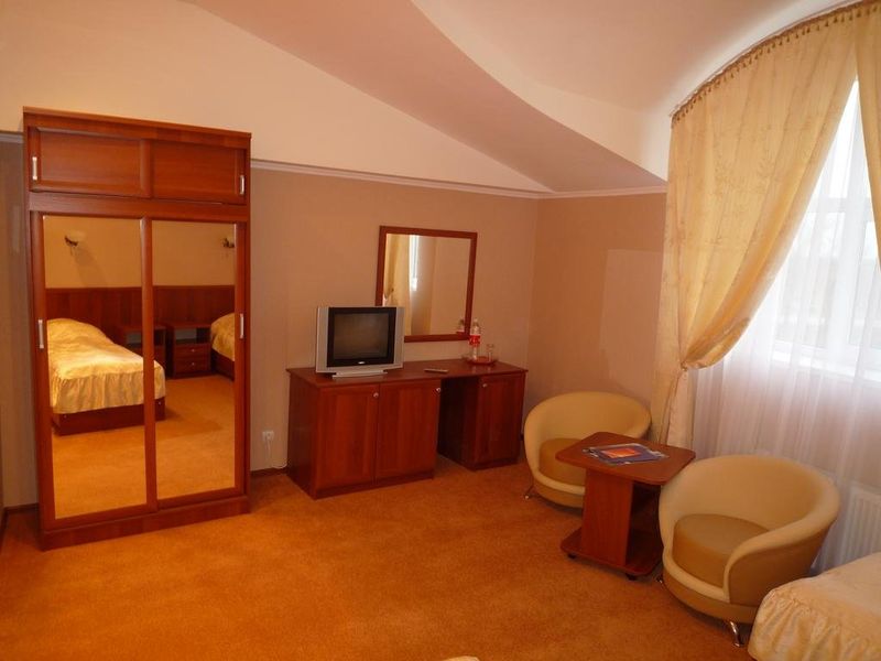 Hotel Photo 8