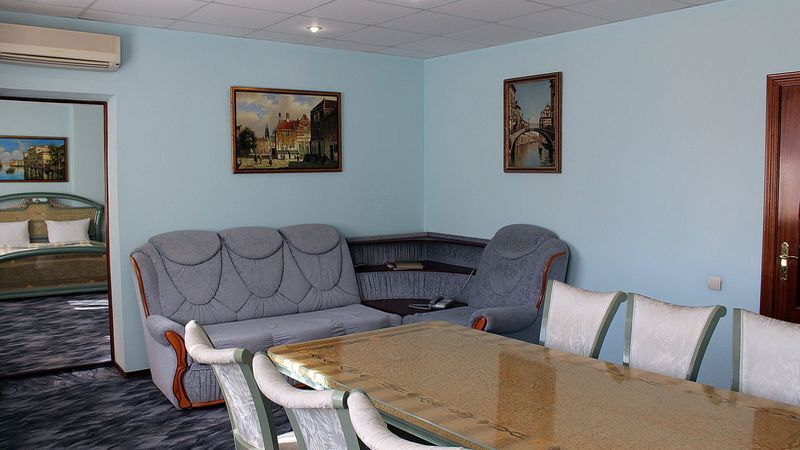 Hotel Photo 9