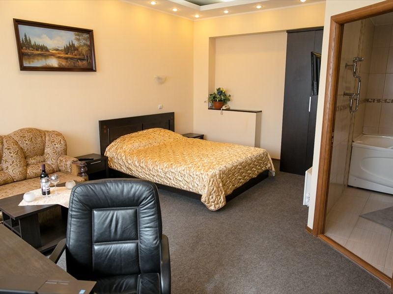 Hotel Photo 1