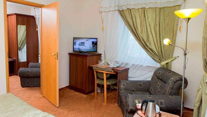 Hotel Photo 6