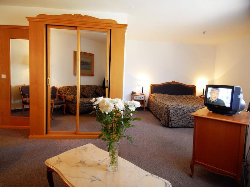 Hotel Photo 1