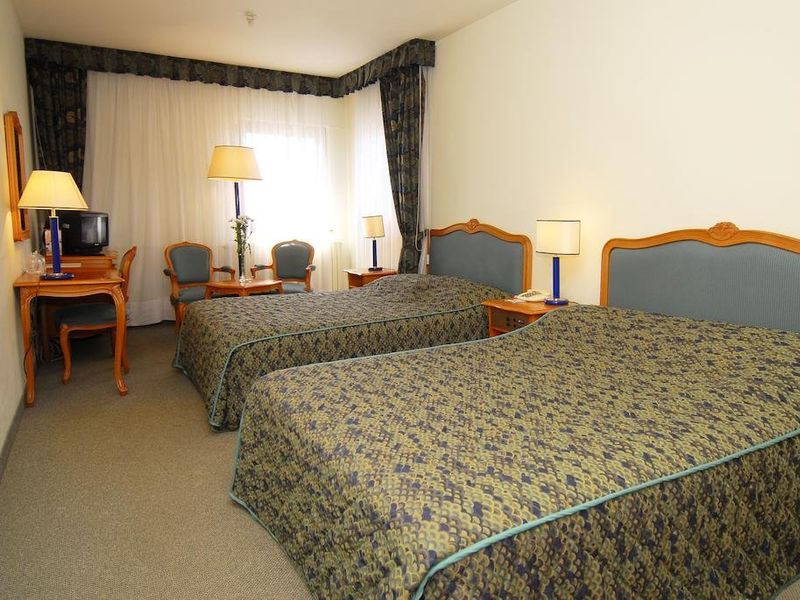 Hotel Photo 5
