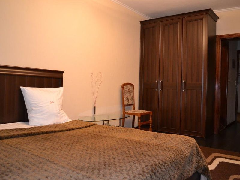 Hotel Photo 9