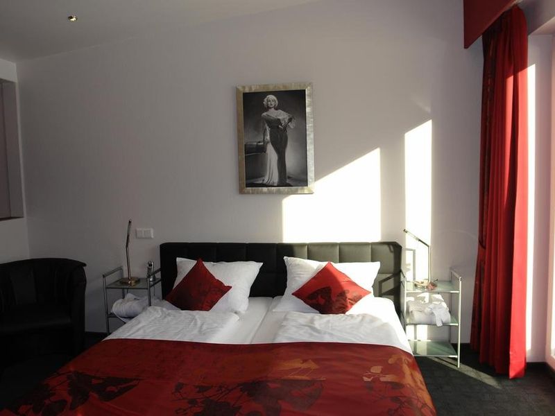 Hotel Photo 2