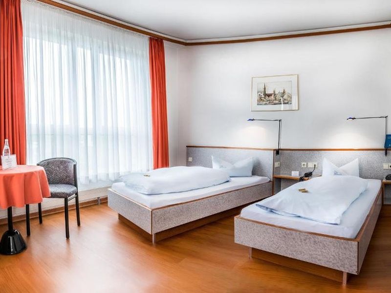 Hotel Photo 11