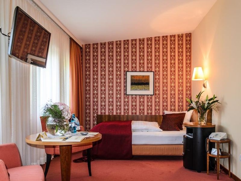 Hotel Photo 1
