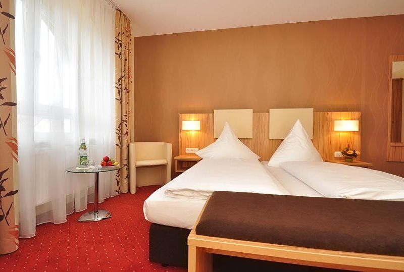Hotel Photo 1