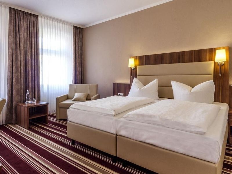 Hotel Photo 3