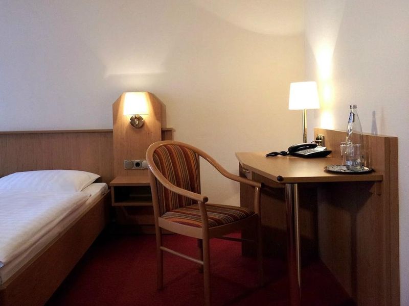Hotel Photo 9