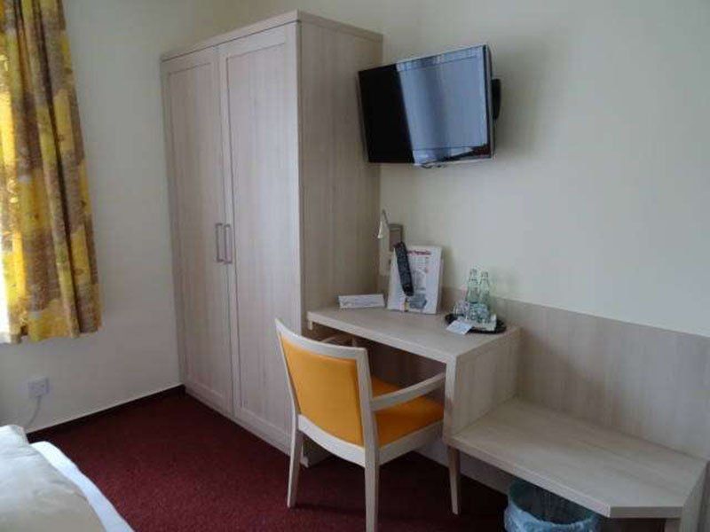 Hotel Photo 5