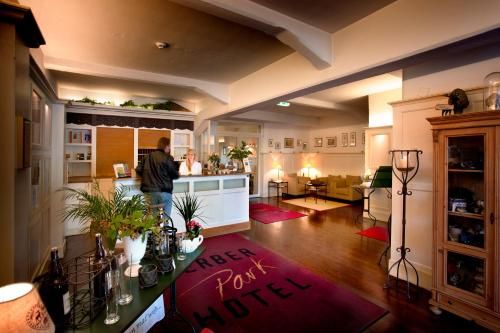 Hotel Photo 8