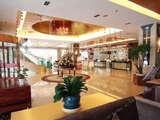 Hotel Photo 8