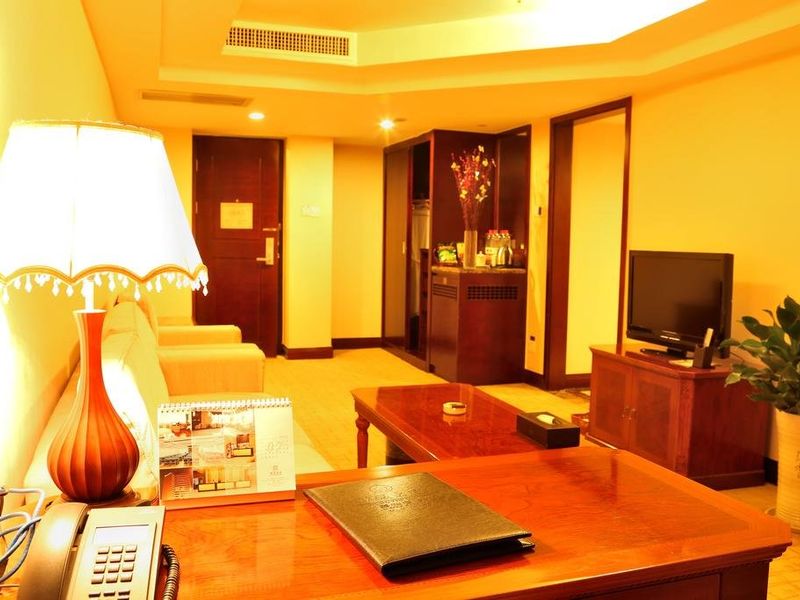 Hotel Photo 6