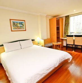 NearBy Hotel