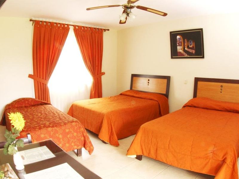 Hotel Photo 6