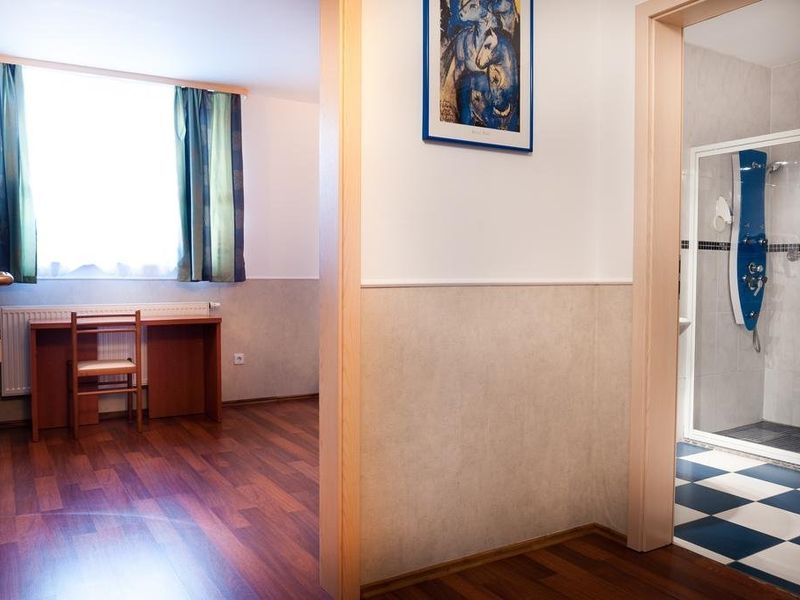 Hotel Photo 7
