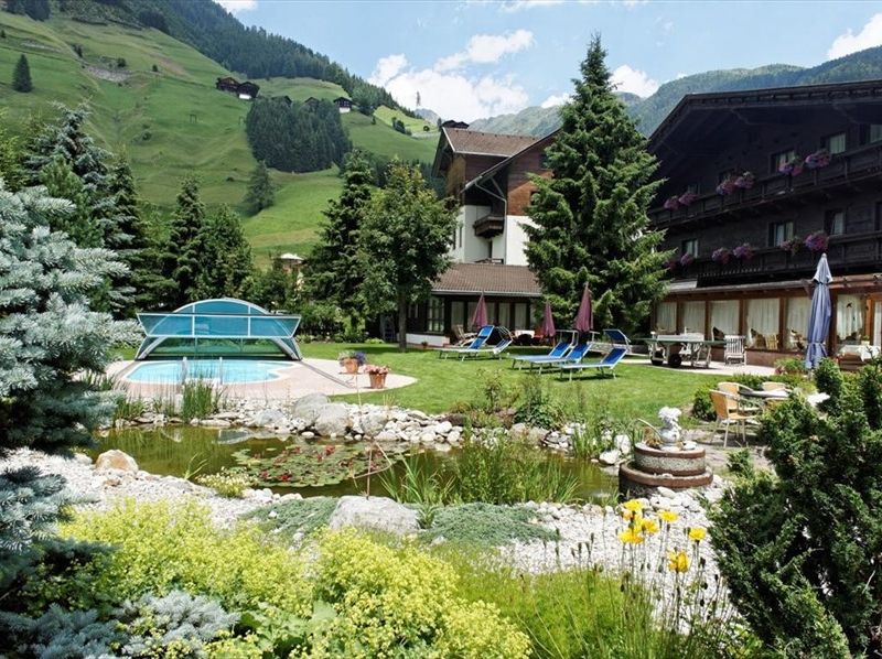 Hotel Photo 13