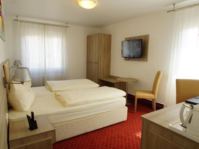 Hotel Photo 1