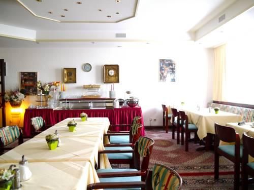Hotel Photo 12
