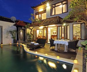 Amaryllis Kedewatan Villa Ubud Indonesia