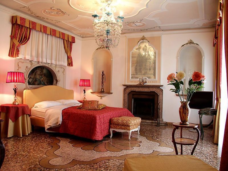 Hotel Photo 8