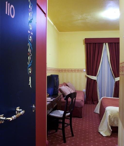 Hotel Photo 5