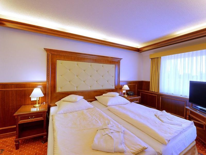 Hotel Photo 3
