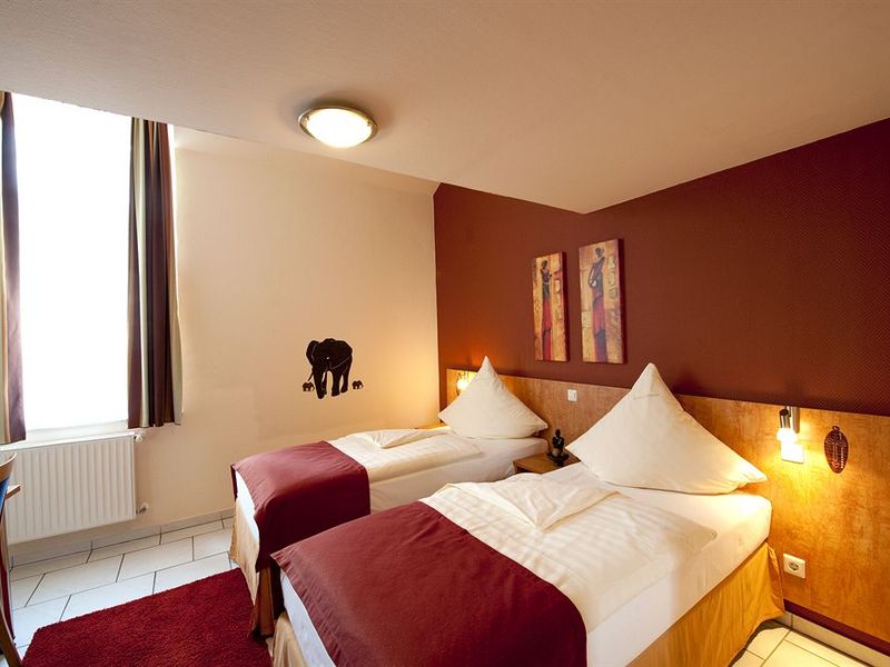 Hotel Photo 1