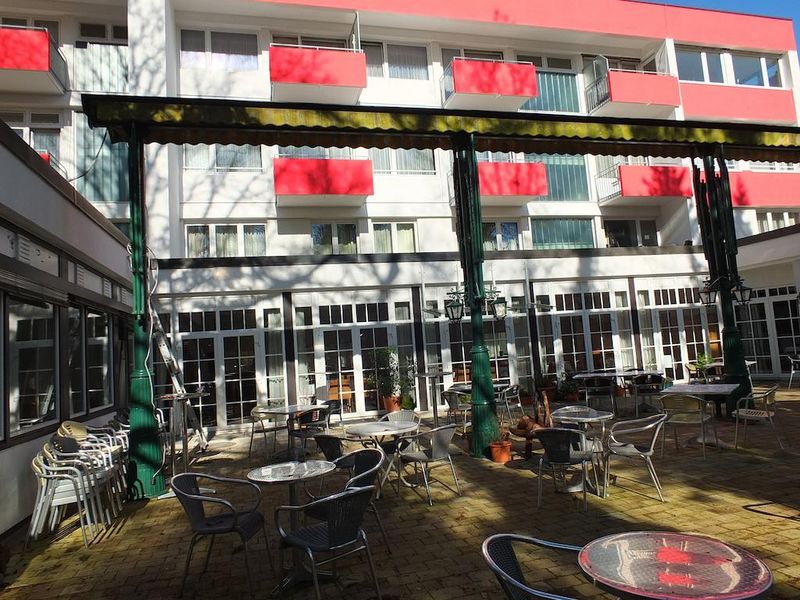 Hotel Photo 12