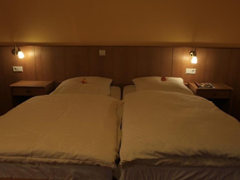 Hotel Photo 11