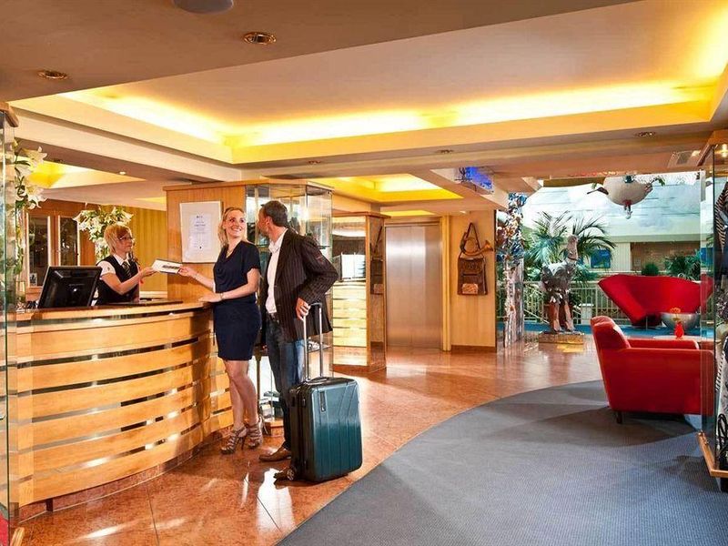 Hotel Photo 12