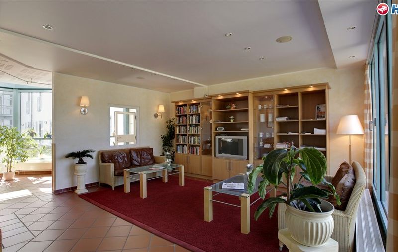 Hotel Photo 8
