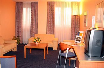 Hotel Photo 9