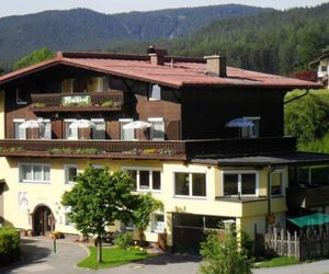 Waldhof Appartements am Tennisplatz Ehrwald Austria