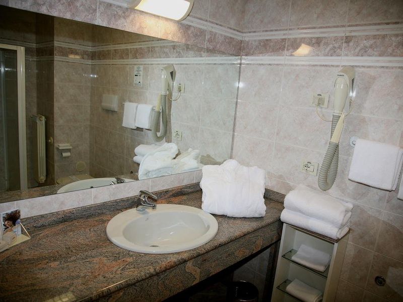 صورة الفندق 8