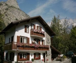 Petit Meuble Courmayeur Italy